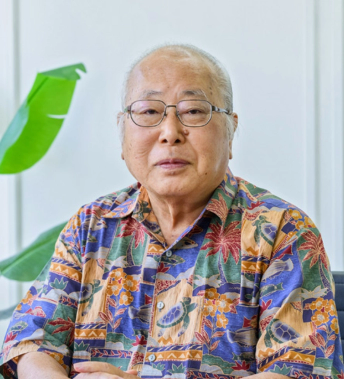 取締役　相談役 渡久山 楯